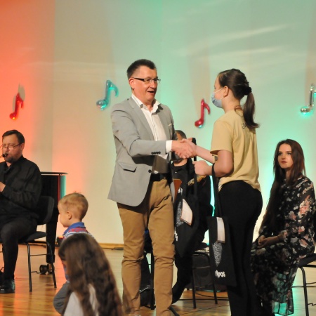 ROZDANIE NAGRÓD - II EDYCJA KONKURSU PLASTYCZNEGO - INSTRUMENT OCZAMI MAŁEGO MELOMANA_1