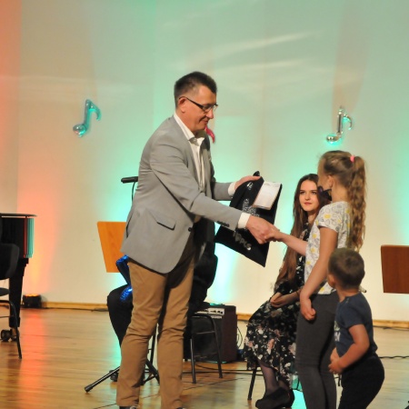 ROZDANIE NAGRÓD - II EDYCJA KONKURSU PLASTYCZNEGO - INSTRUMENT OCZAMI MAŁEGO MELOMANA_2