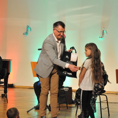 ROZDANIE NAGRÓD - II EDYCJA KONKURSU PLASTYCZNEGO - INSTRUMENT OCZAMI MAŁEGO MELOMANA_4