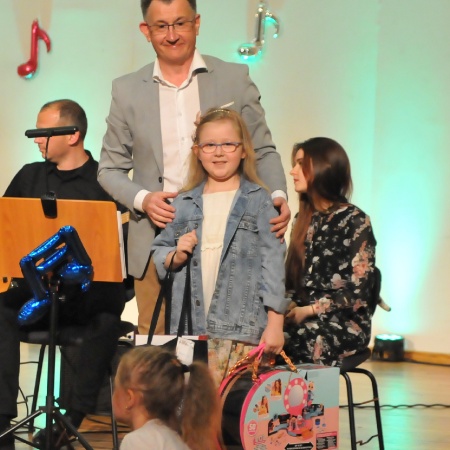 ROZDANIE NAGRÓD - II EDYCJA KONKURSU PLASTYCZNEGO - INSTRUMENT OCZAMI MAŁEGO MELOMANA_4
