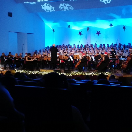 MUZYCZNE SPOTKANIA Z ORKIESTRĄ_1