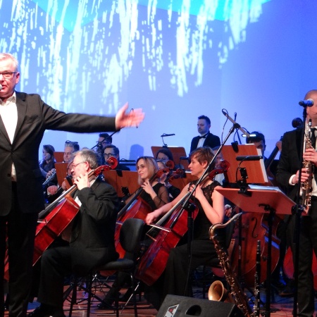 Człowiek-Orkiestra. Artur Andrus i Płocka Orkiestra Symfoniczna_1