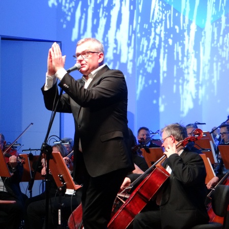 Człowiek-Orkiestra. Artur Andrus i Płocka Orkiestra Symfoniczna_5