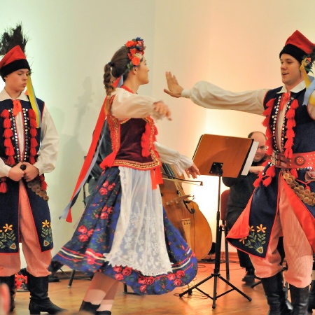 15.04.2018 Koncert z muzyką taneczną_10