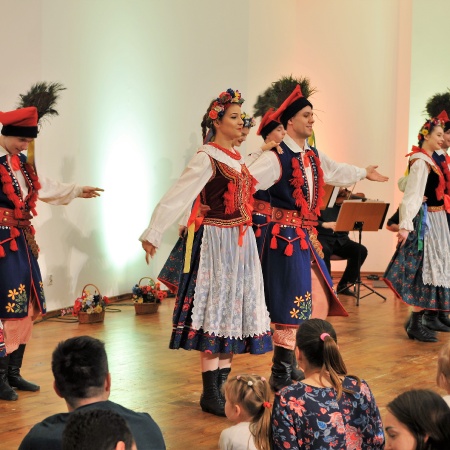15.04.2018 Koncert z muzyką taneczną_12