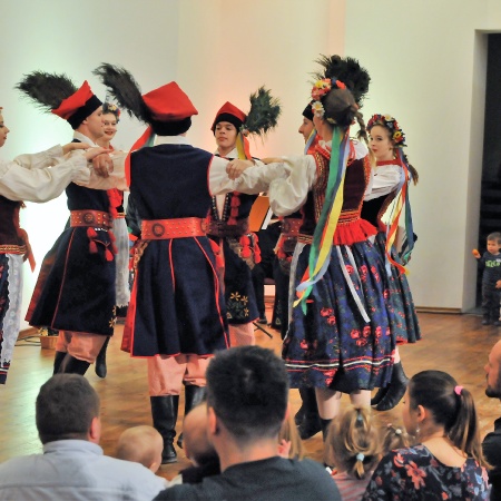 15.04.2018 Koncert z muzyką taneczną_14
