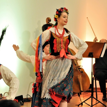 15.04.2018 Koncert z muzyką taneczną_14