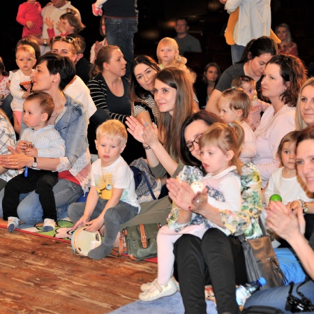 15.04.2018 Koncert z muzyką taneczną_1
