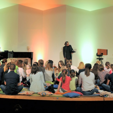 15.04.2018 Koncert z muzyką taneczną_1