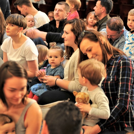 15.04.2018 Koncert z muzyką taneczną_8