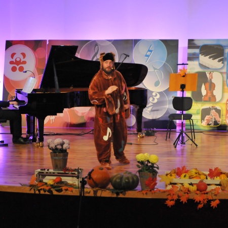 Miś Deremiś zaprasza na jesienny koncert - transmisja online. fot. Anna Przybylska-Głowacka_3