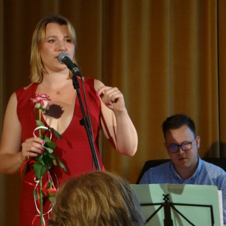 Muzyczne czwartki na płockiej starówce - Adela Konop Trio_1
