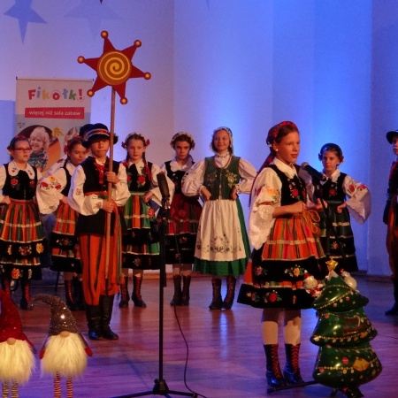 Wędrówki po pięciolinii - Gore Gwiazda Świąteczne spotkanie z muzyką ludową_2