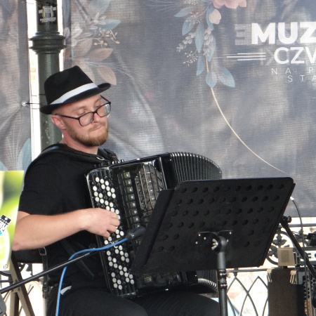 Muzyczne czwartki na płockiej starówce - Tourklezz_1