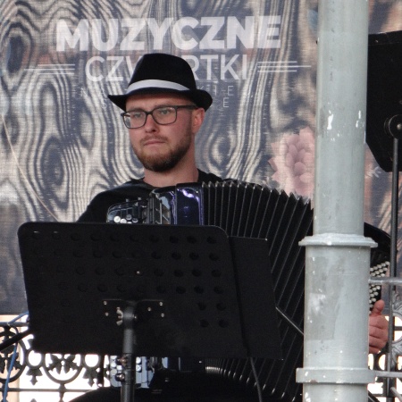 Muzyczne czwartki na płockiej starówce - Tourklezz_3