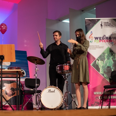 Wędrówki po pięciolinii - Funiculi, funicula_7