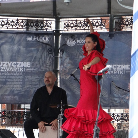 Muzyczne Czwartki na płockiej starówce - Flamenco Trio_5