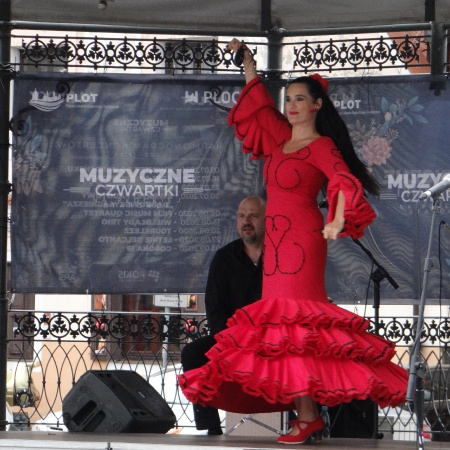 Muzyczne Czwartki na płockiej starówce - Flamenco Trio_6