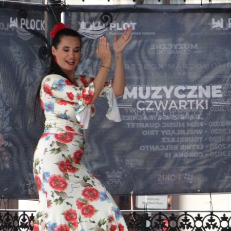 Muzyczne Czwartki na płockiej starówce - Flamenco Trio_8