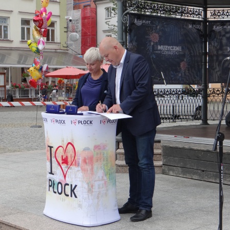 Podpisanie umowy na projekt Sali Koncertowej i zagospodarowania Placu Nowy Rynek_2