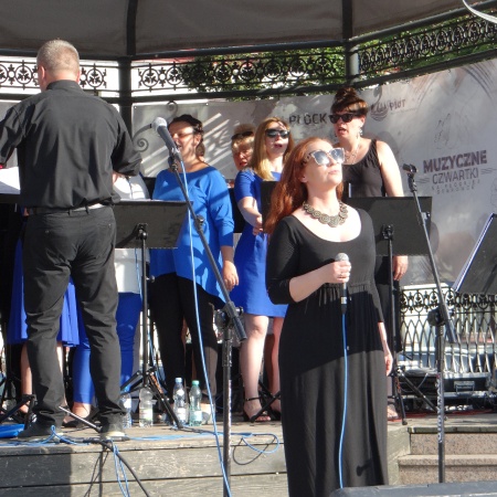 24.06.2021 MUZYCZNE CZWARTKI NA PŁOCKIEJ STARÓWCE - ODKRYJEMY MIŁOŚĆ NIEZNANĄ_3