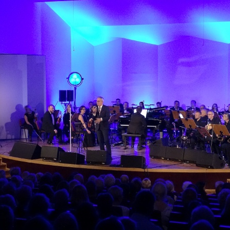 Najpiękniejsze melodie śpiewa Robert Janowski_1