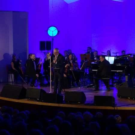 Najpiękniejsze melodie śpiewa Robert Janowski_3