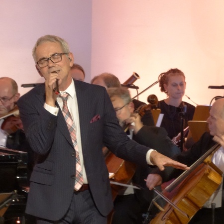 27.09.2019 Najpiękniejsze melodie śpiewa Robert Janowski