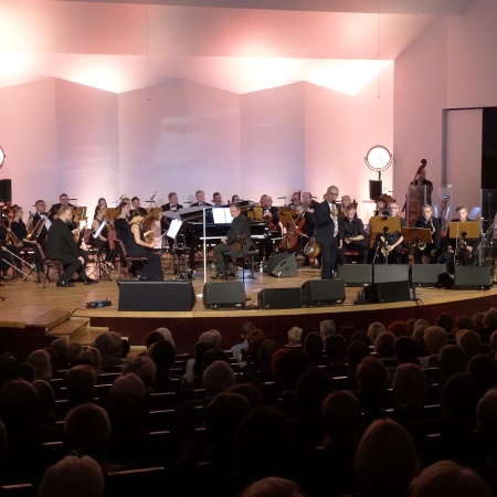 Najpiękniejsze melodie śpiewa Robert Janowski_6