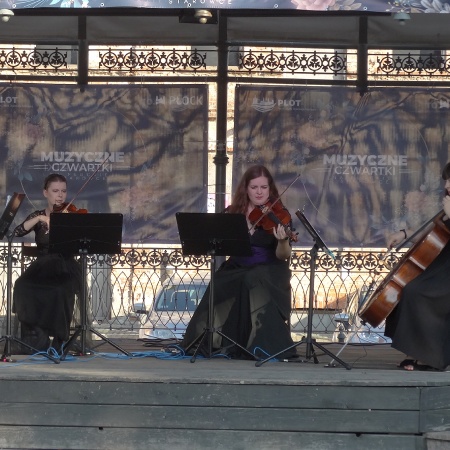 MUZYCZNE CZWARTKI NA PŁOCKIEJ STARÓWCE - FILM MUSIC QUARTET _4