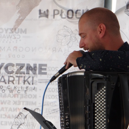 8.07.2021 Muzyczne Czwartki na Płockiej Starówce - S.V.P. TRIO