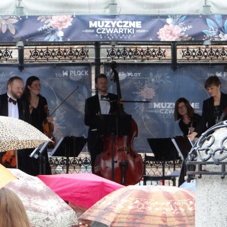 Muzyczne czwartki na płockiej starówce - Kwintet po wiedeńsku_1